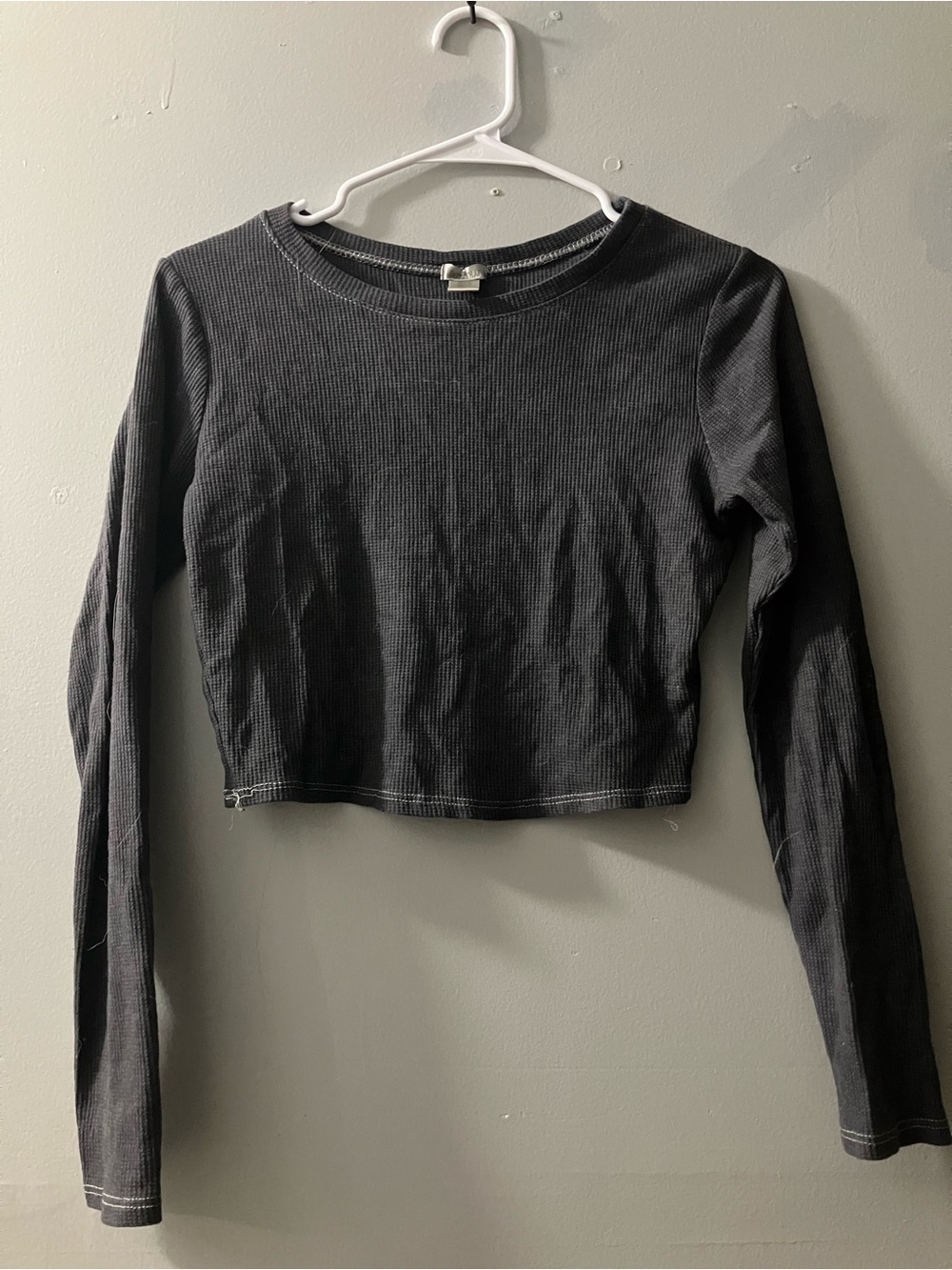 Bozzolo Black Ribbed Long Sleeve Crop Top